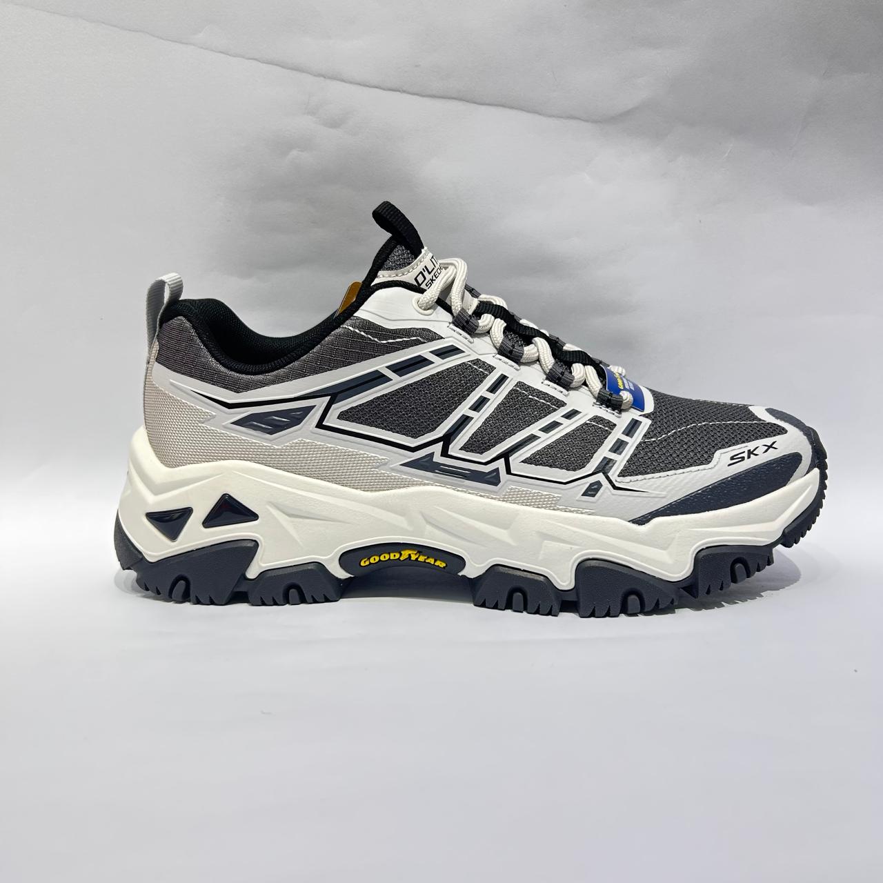 237718CC MT