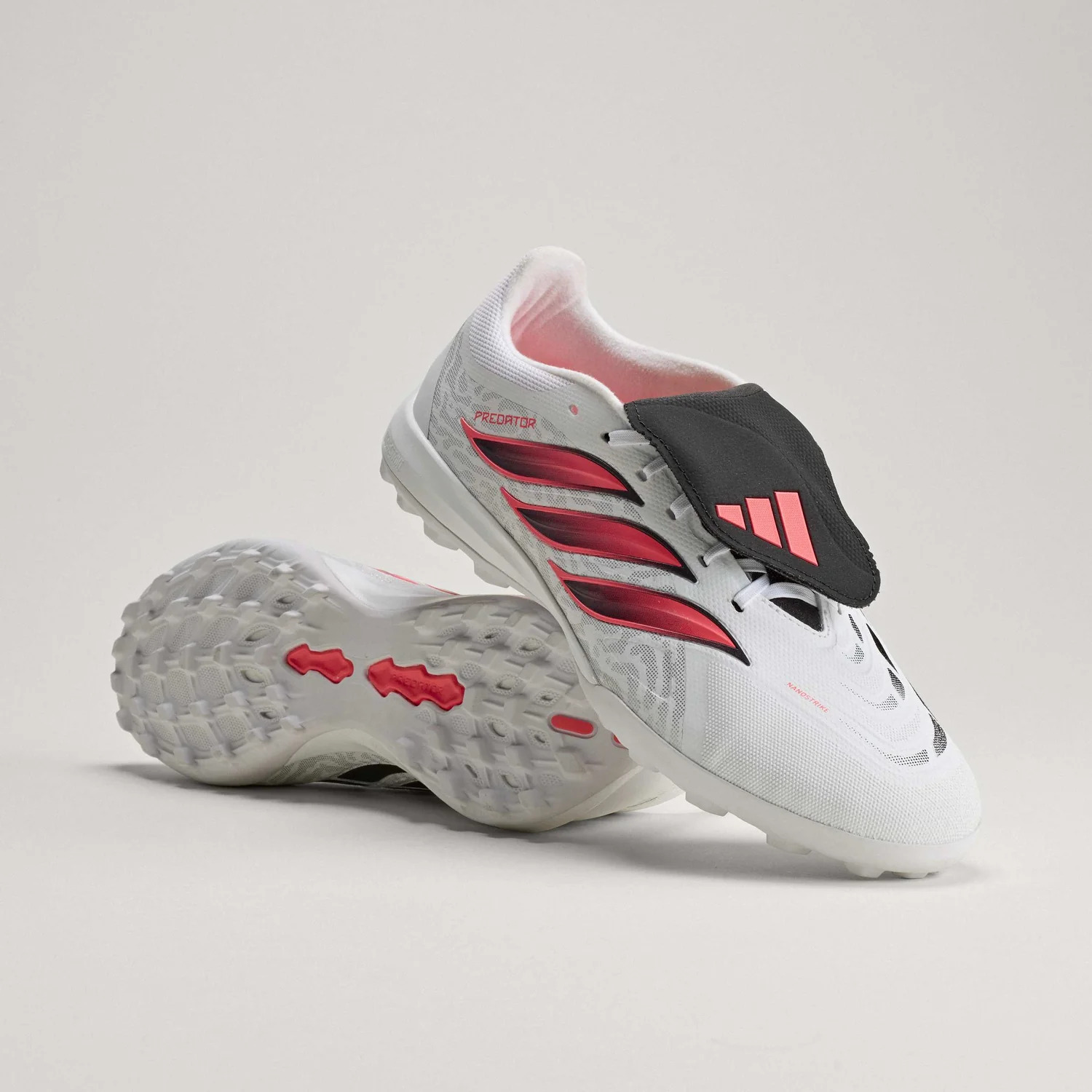 ZAP ADI IH7213 PREDATOR    (LEAGUE )
